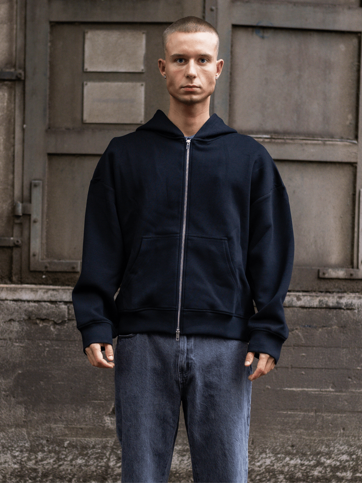 ASH SCUBA ZIP HOODIE - BLACK