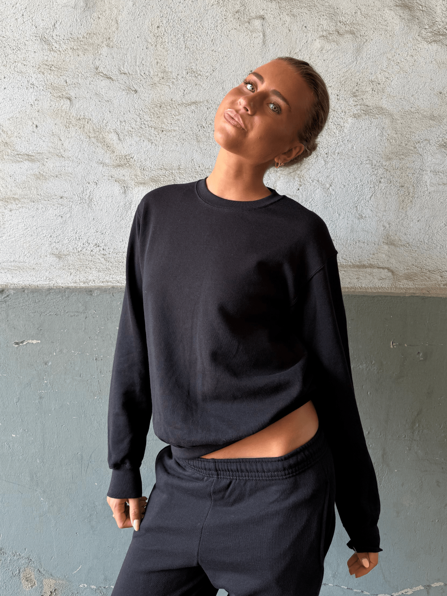 FRUCHT-SWEATSHIRT - SCHWARZ
