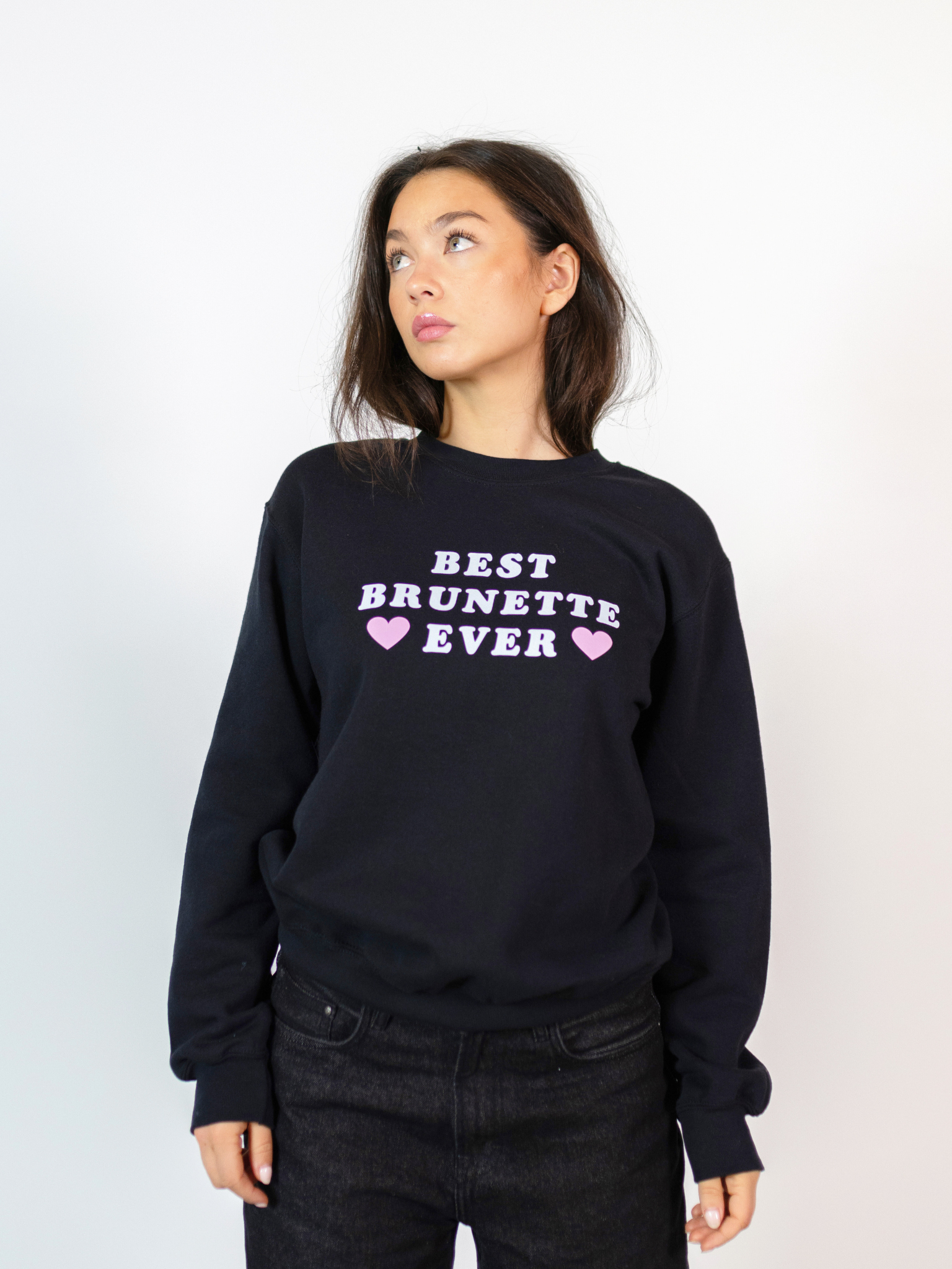 Brunette sweatshirt shop