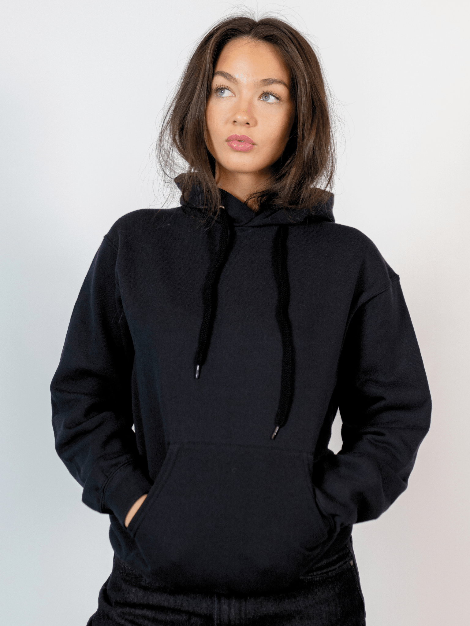 FRUCHT-HOODIE - SCHWARZ