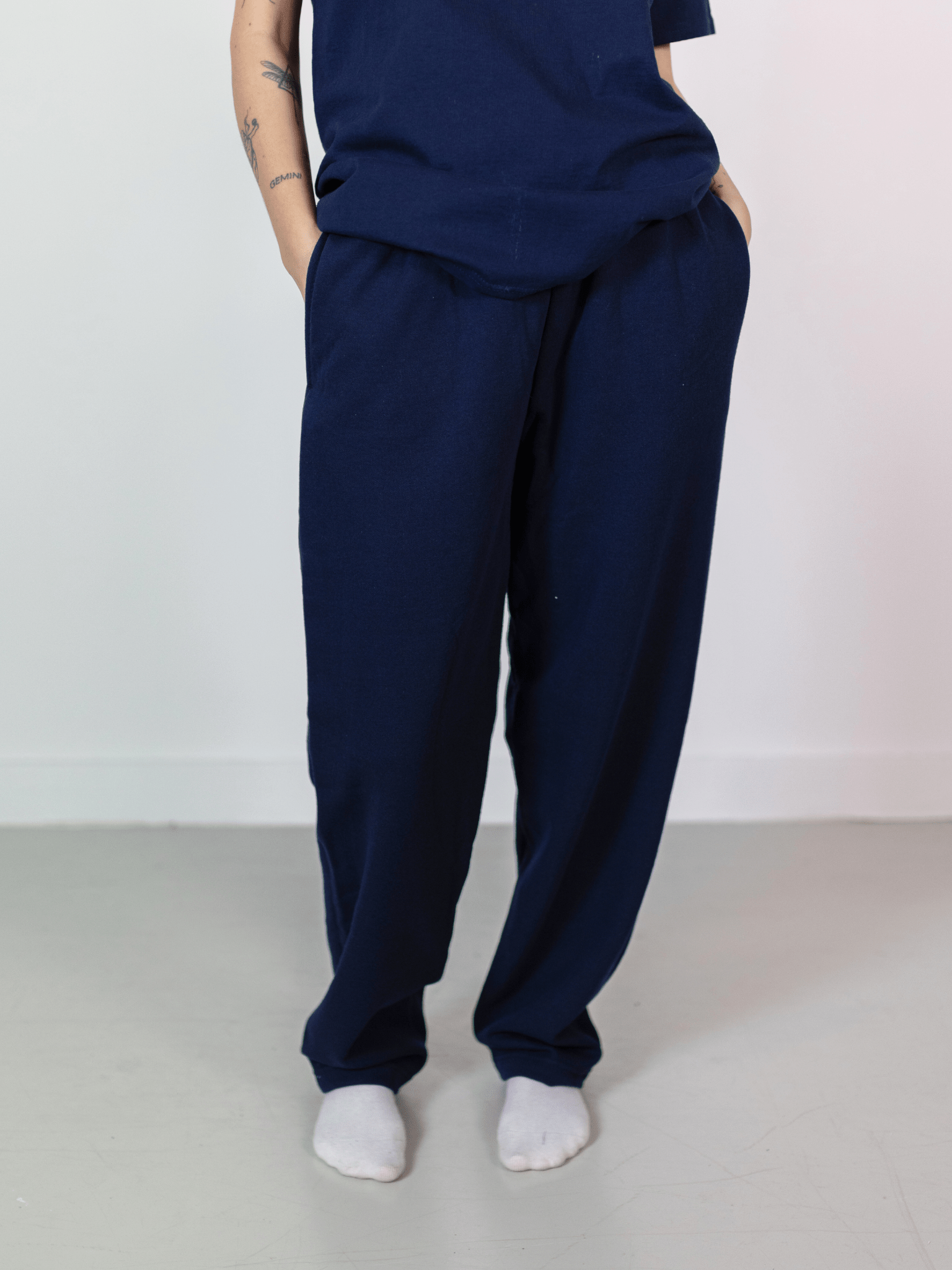 FRUIT SWEATPANTS U/ ELA - NAVY