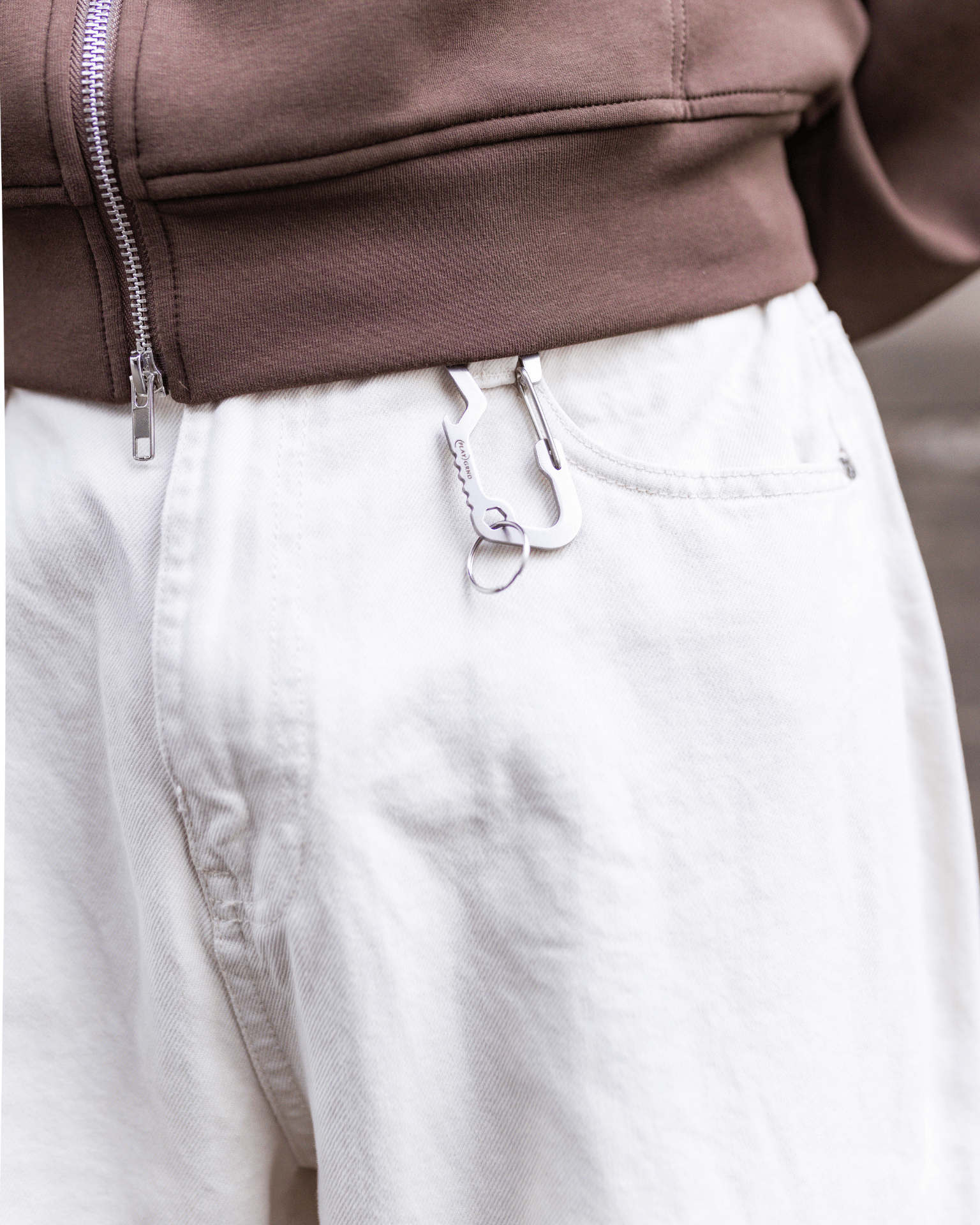 TYLER BAGGY JEANS - OFF WHITE