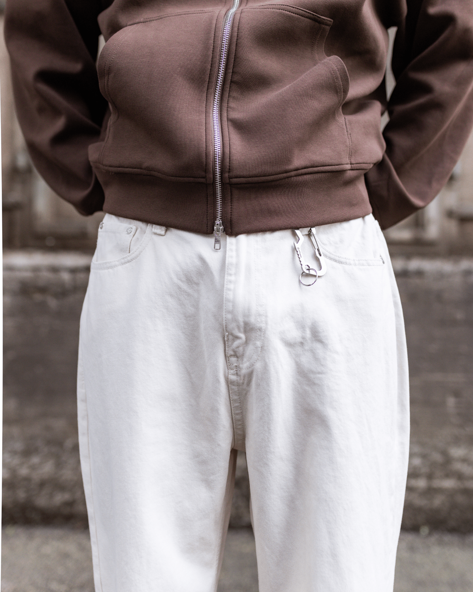 TYLER BAGGY JEANS - OFF WHITE