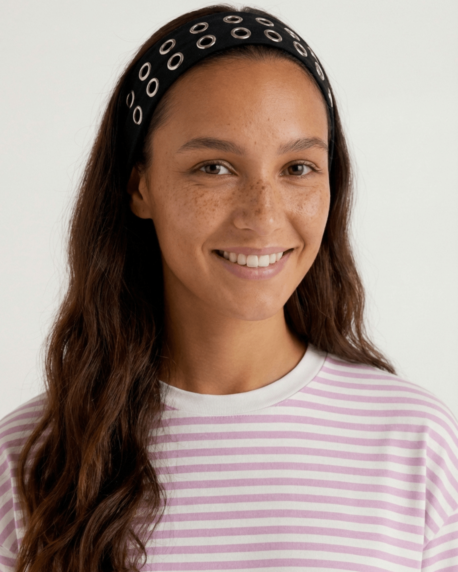 OLINE HÅRBÅND MED STUDS - BLACK