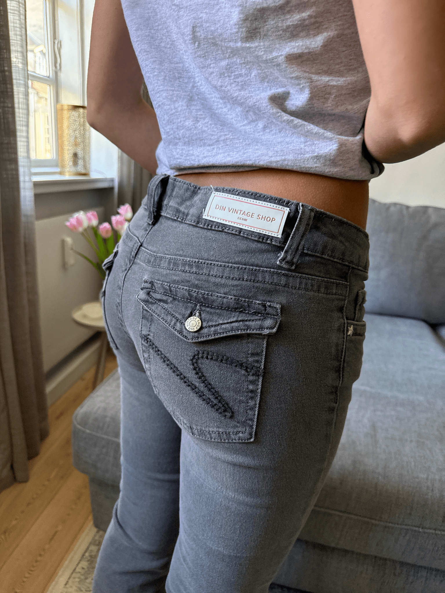 HANNAH ULTRA LOW BOOTCUT JEANS - DUNKELGRAU