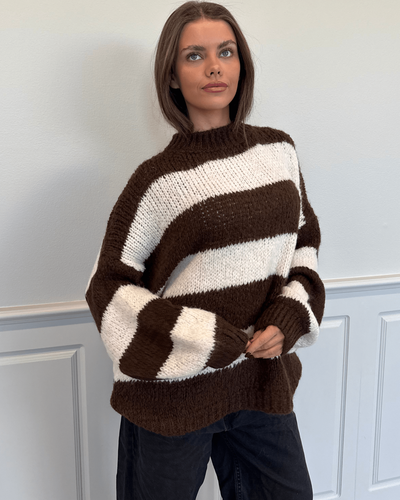 ELSIE STRIPE KNIT - BROWN/OFFWHITE