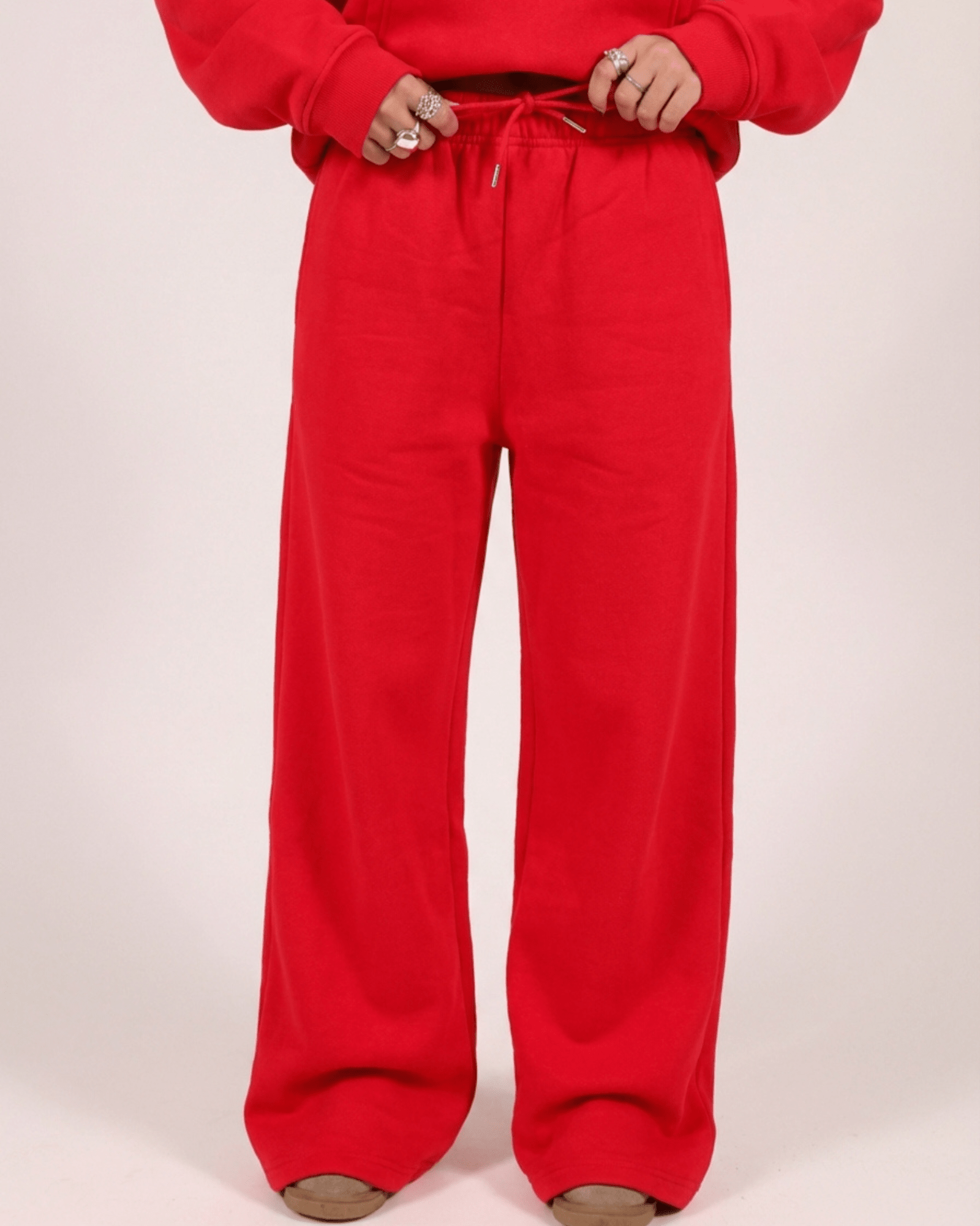 Røde baggy sweatpants i blød bomuld med løs pasform og snøre i taljen