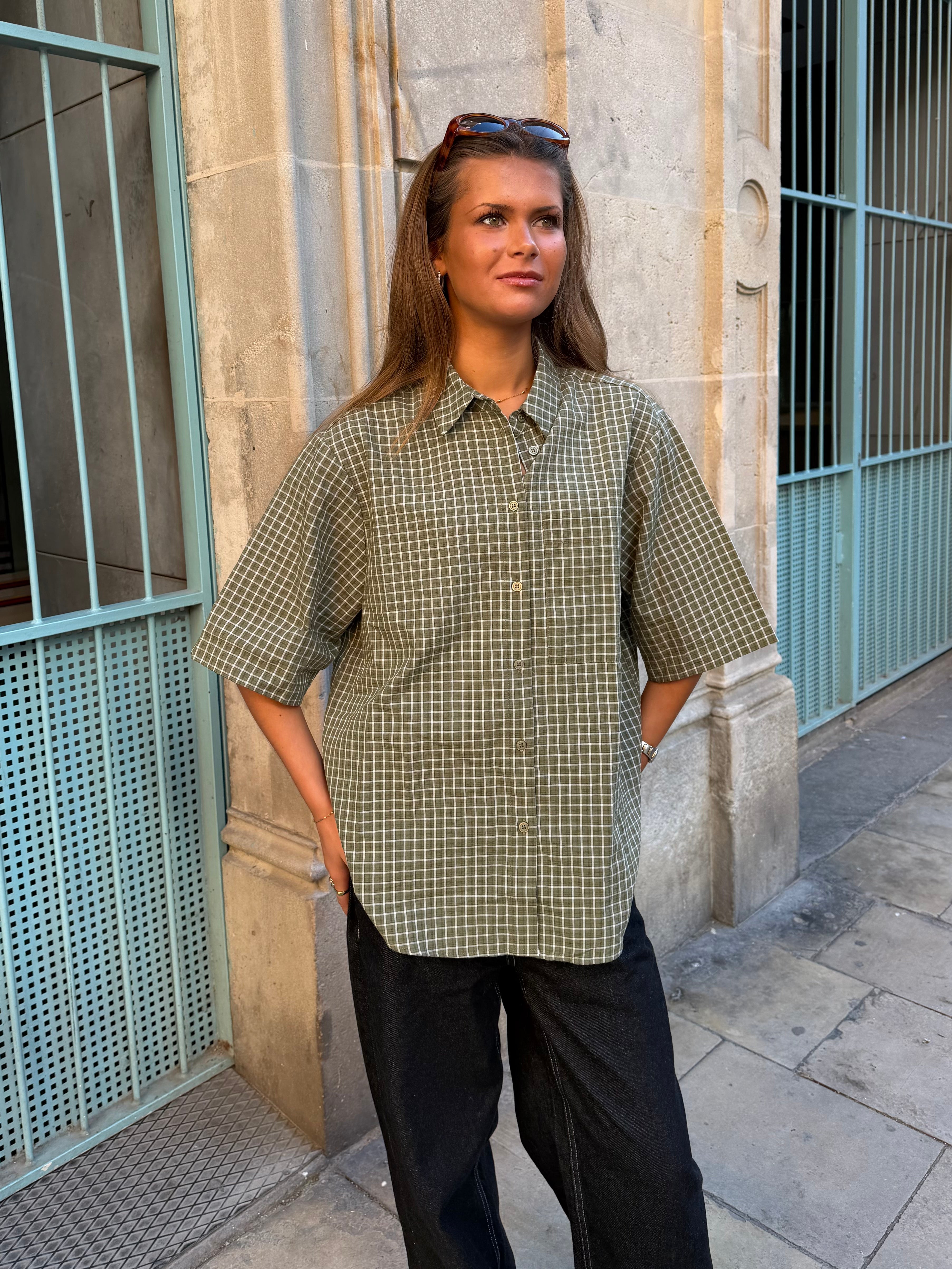 SKY BOXFIT SHIRT - OLIVE