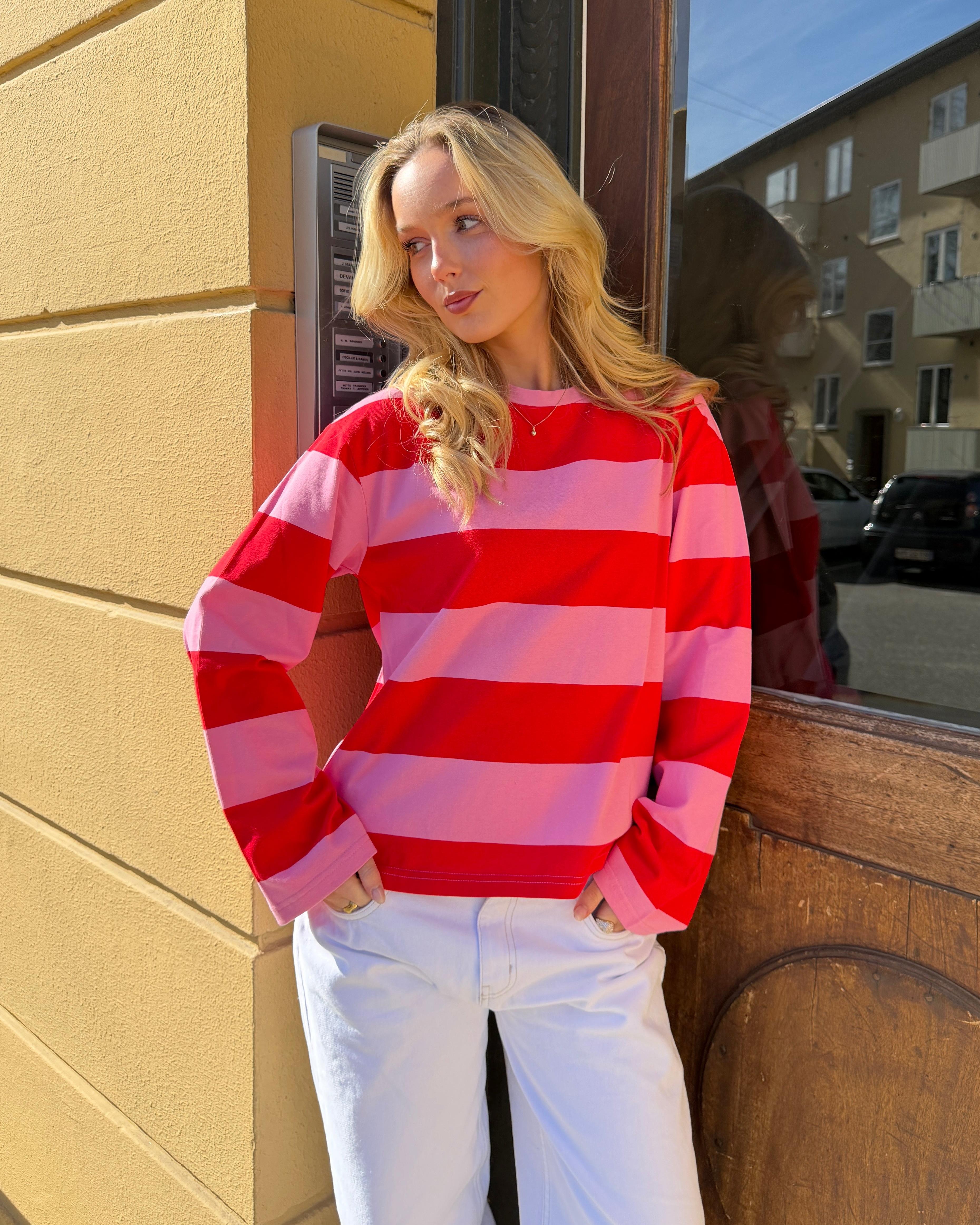 Oversize langærmet Mynte t-shirt med brede pink og røde striber