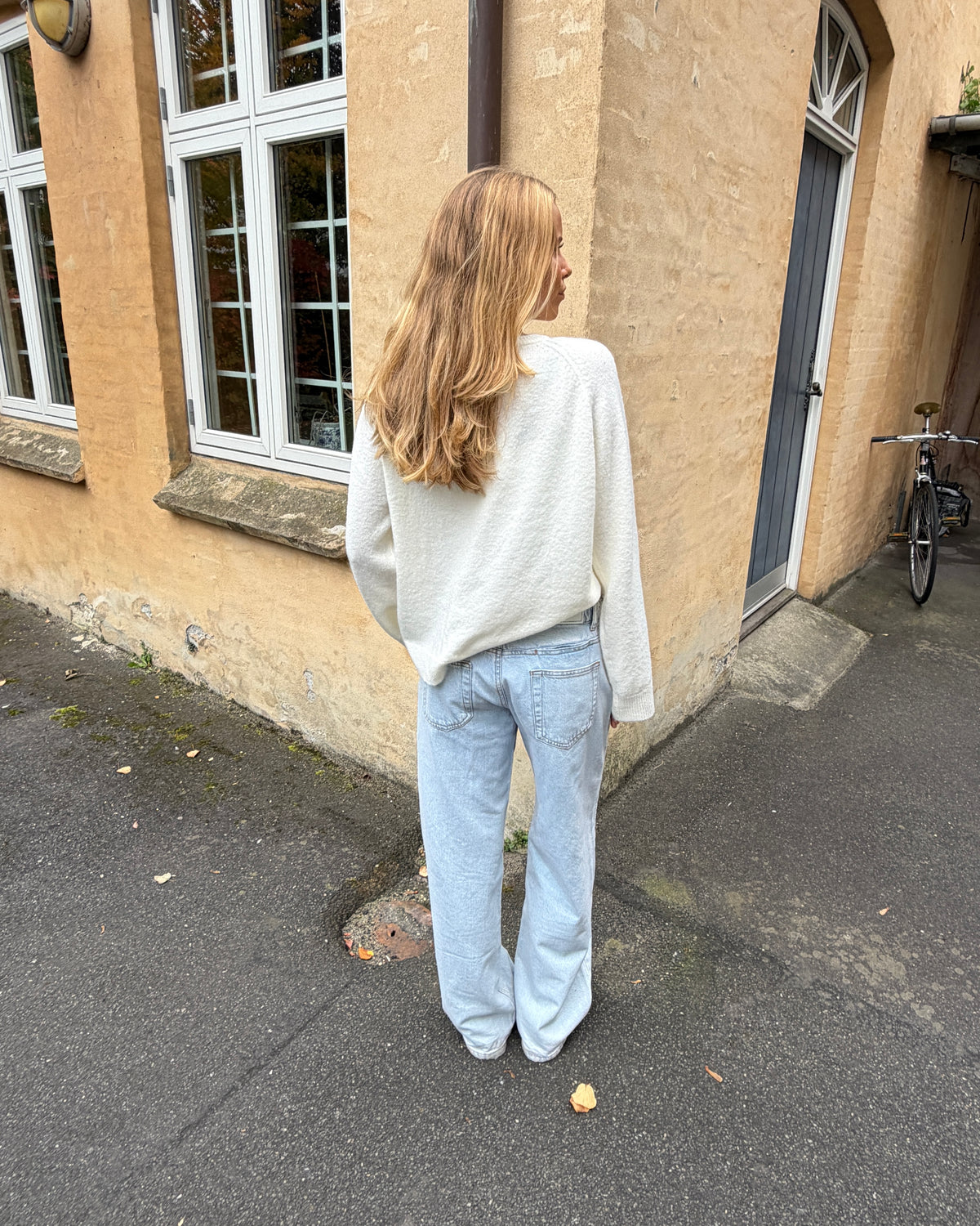 ESTHER JEANS - BRIGHT BLUE - Dinvintageshop