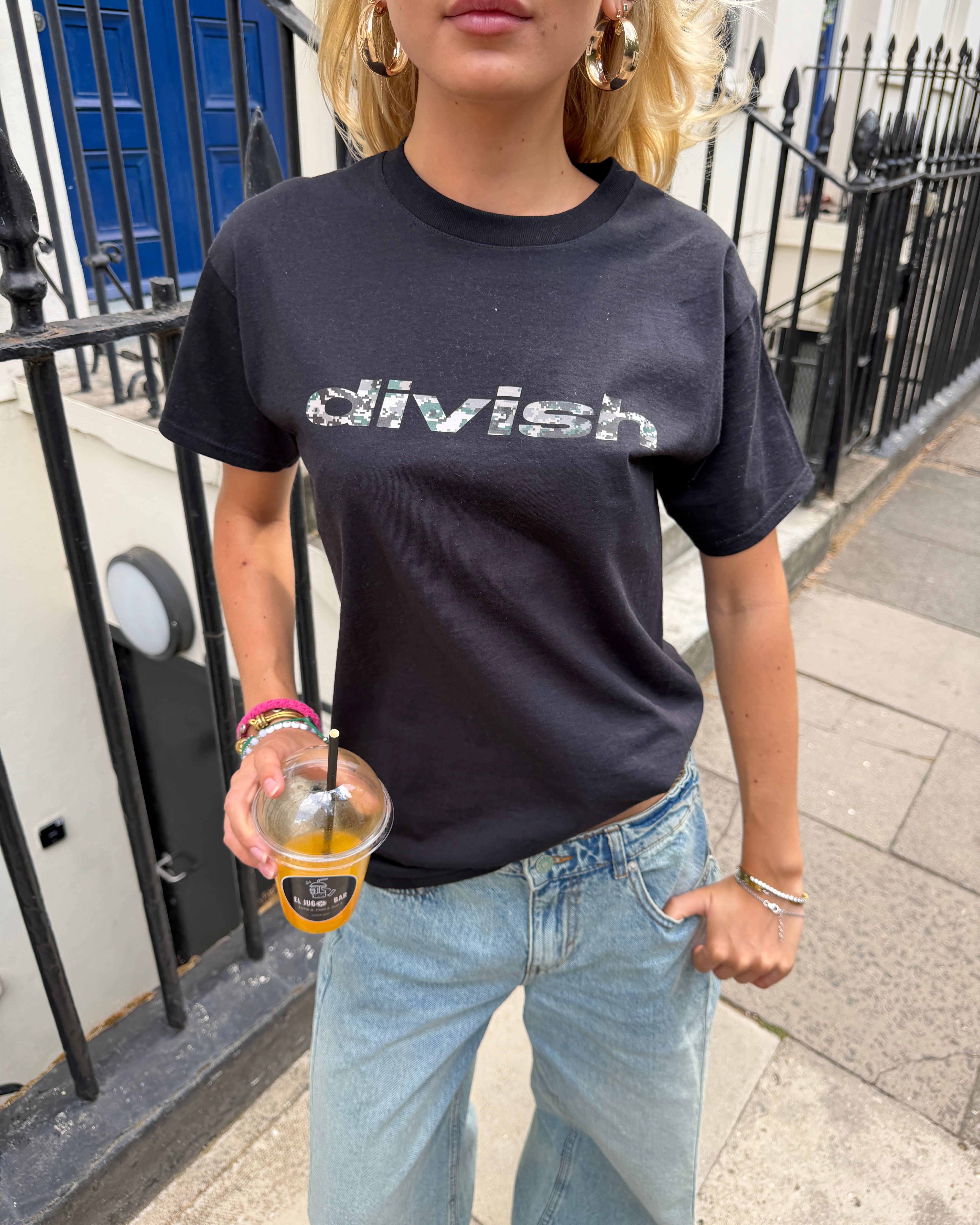 DEA TEE - BLACK