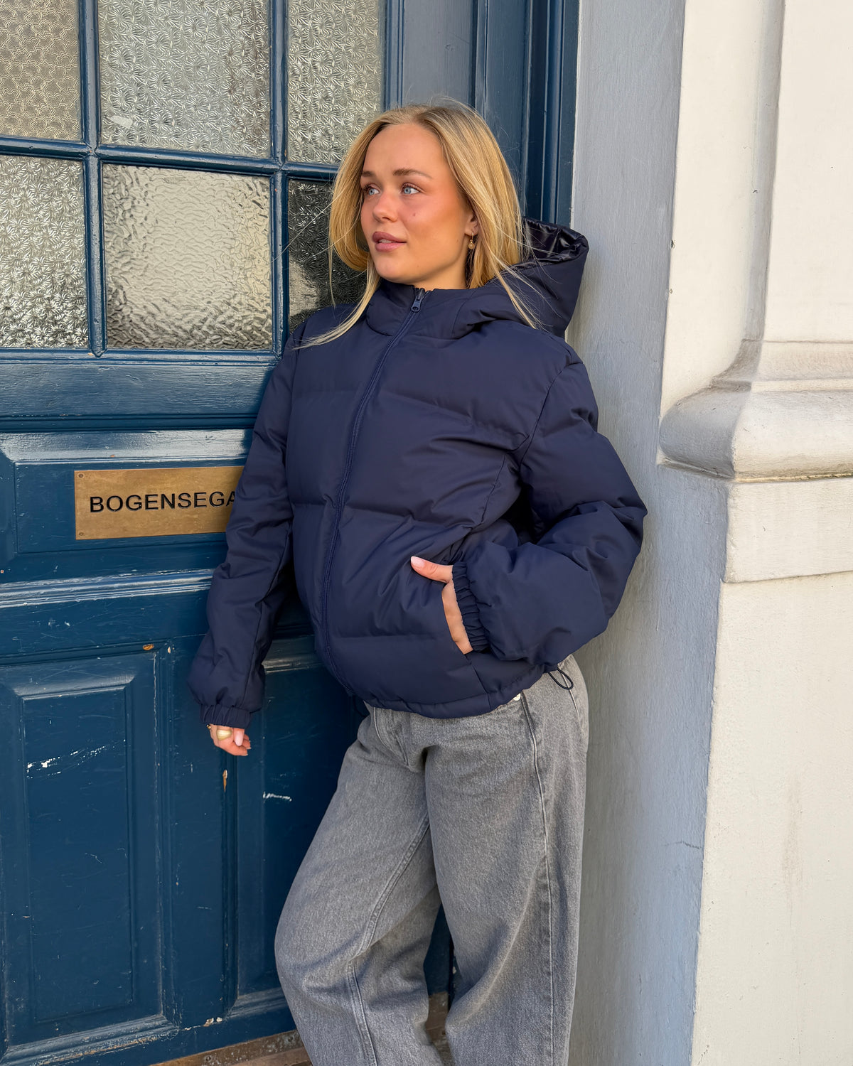 ALMA DOWN JACKET i navy – billede 11