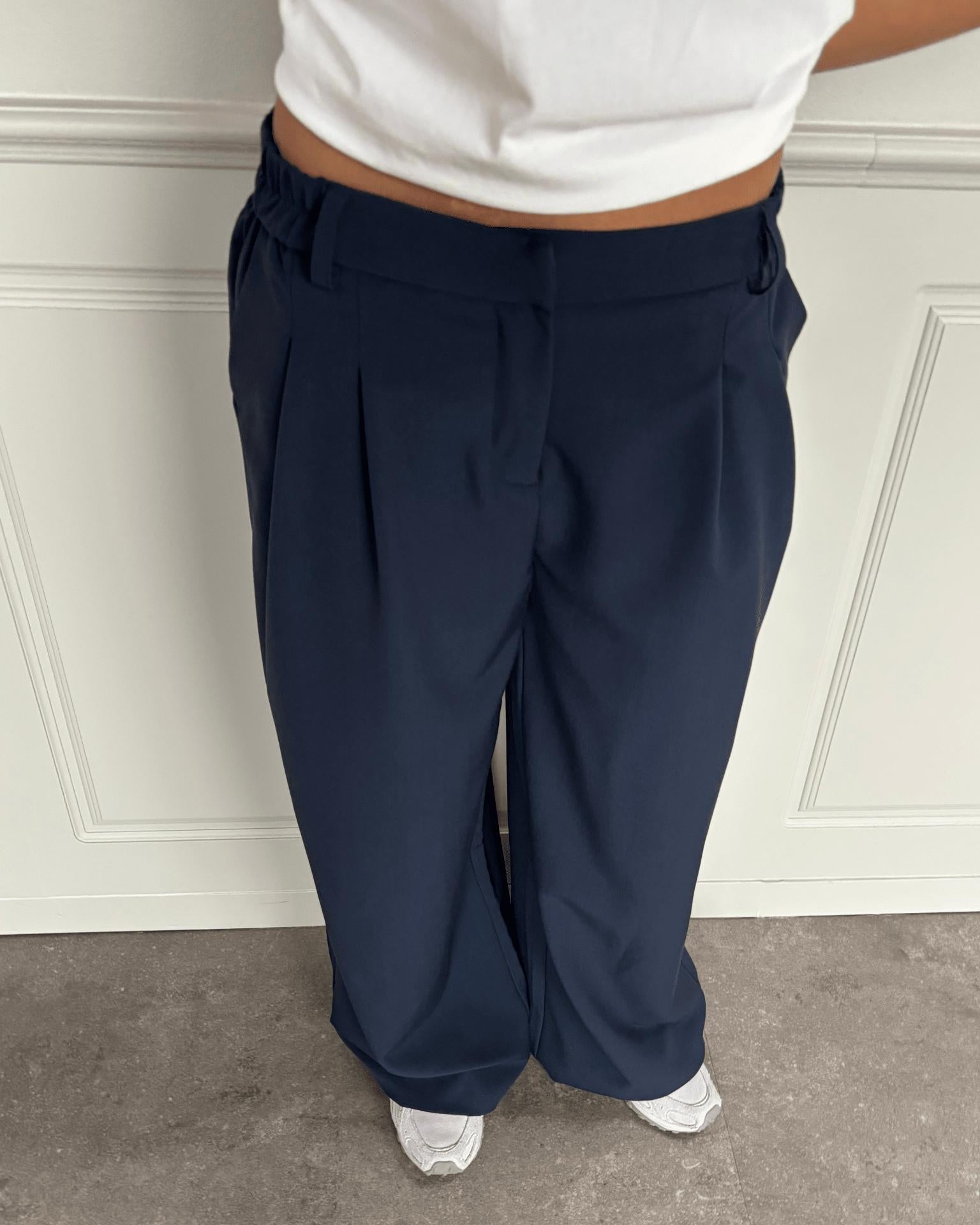 AIA BAGGY SUIT PANT - NAVY