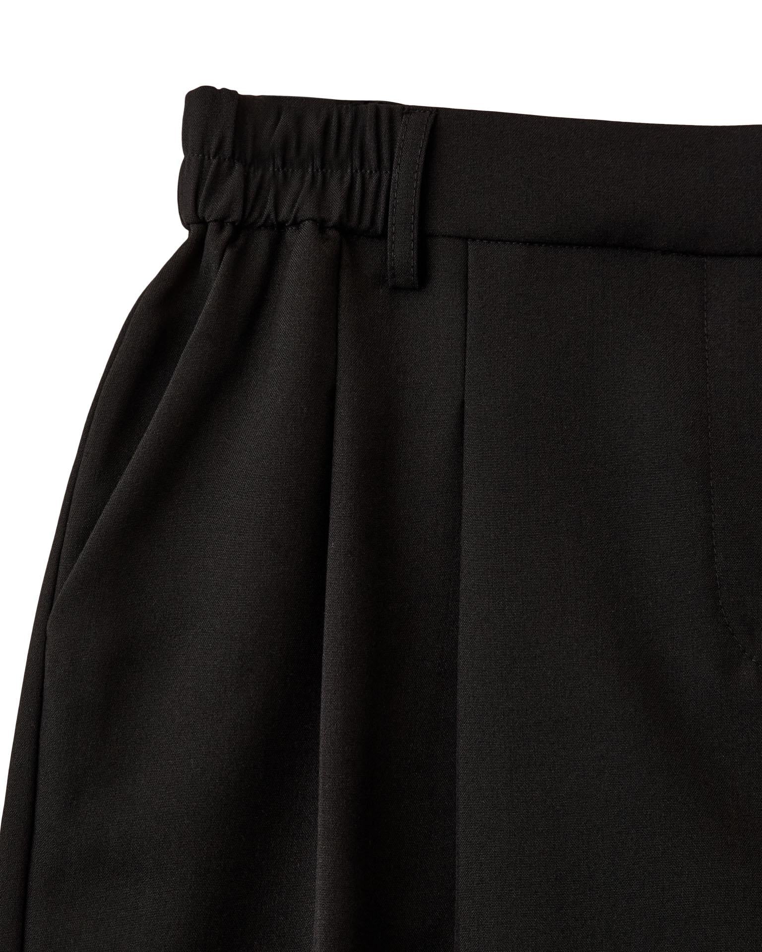 AIA SUIT JORTS - BLACK