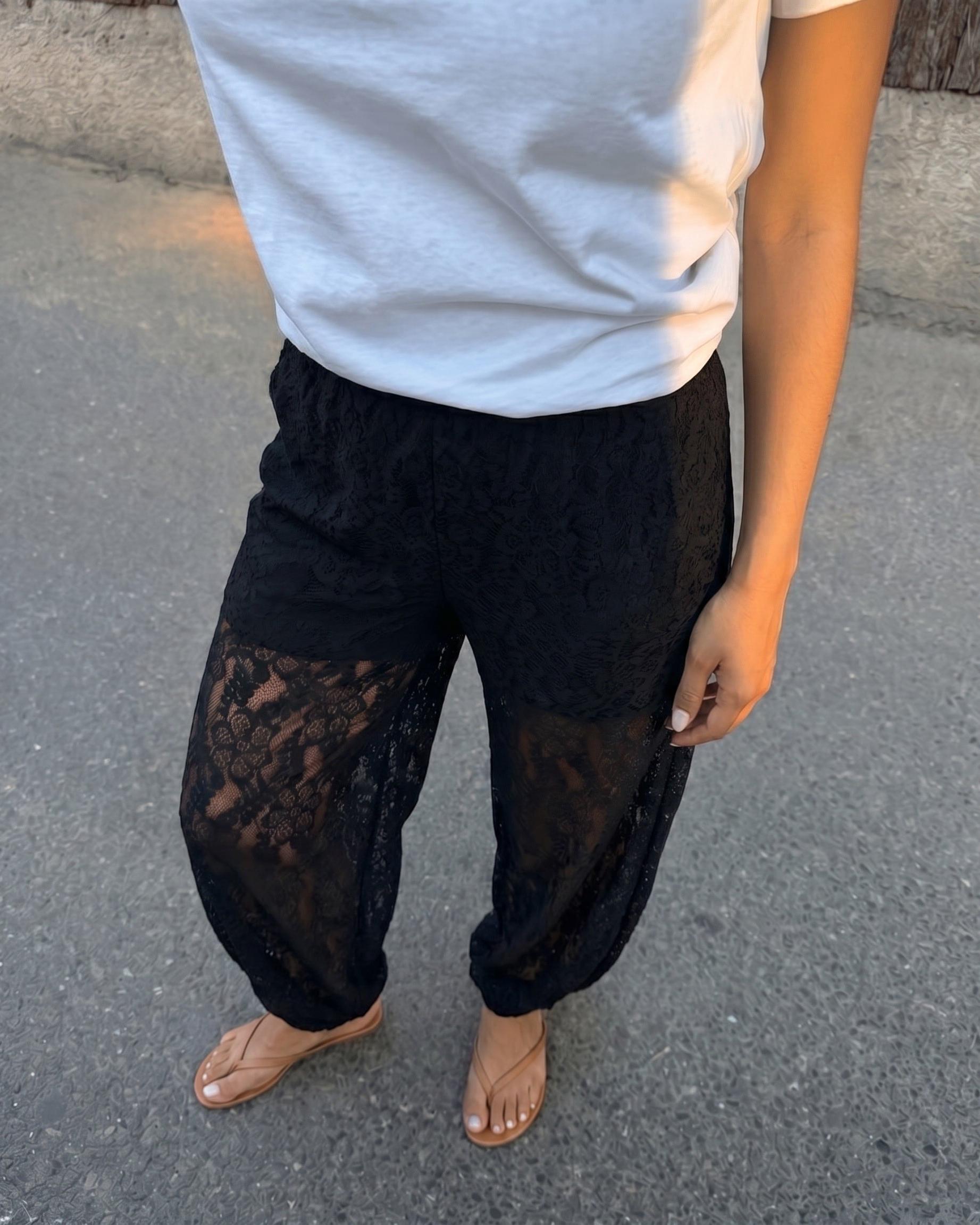 ALINE BALLOON LACE PANTS - Black