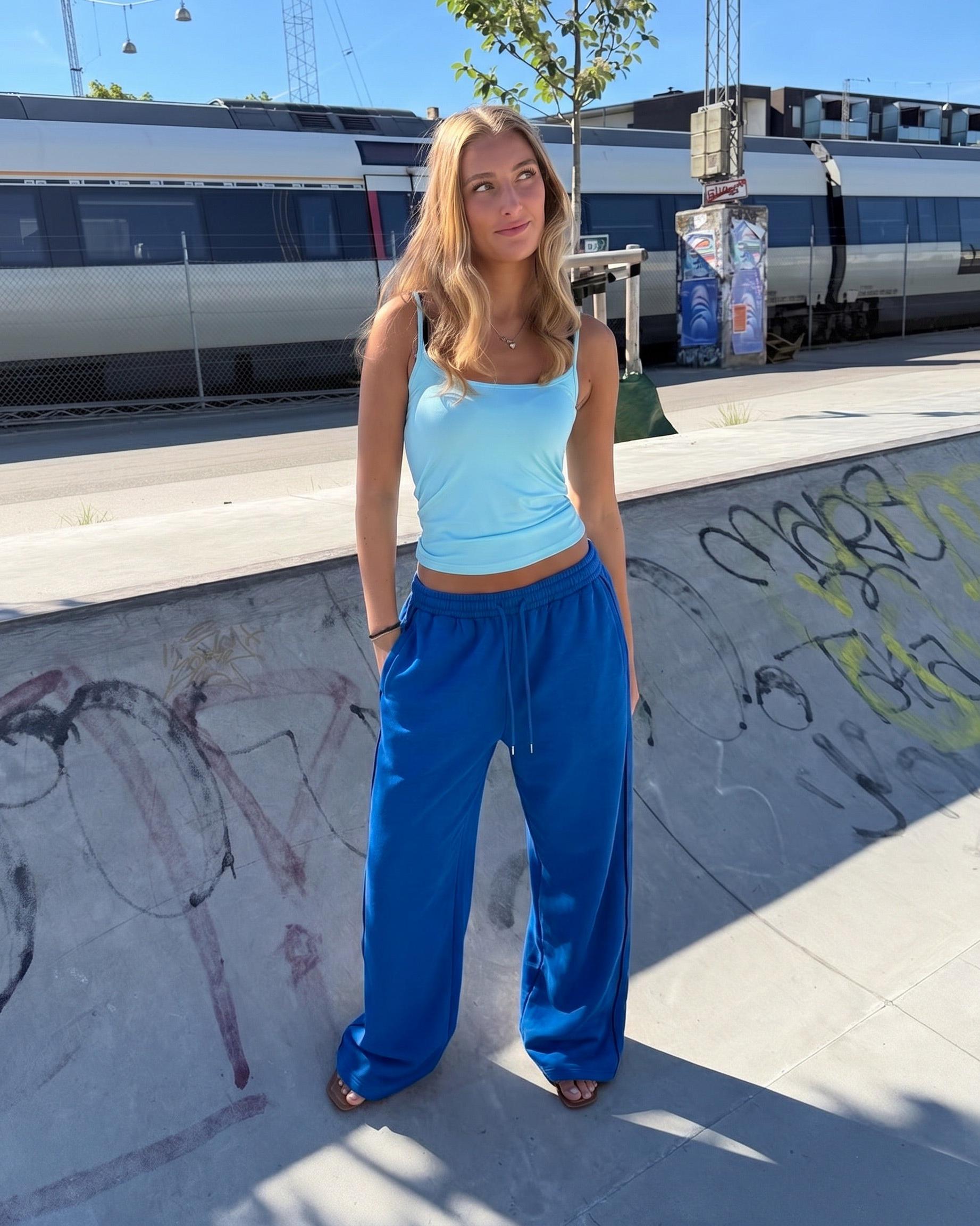 ANNA SWEATPANTS - BLUE