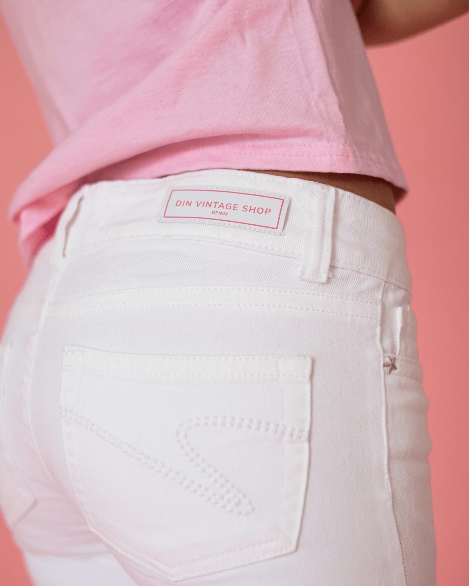 ERIKA LOW BOOTCUT JEANS - WHITE