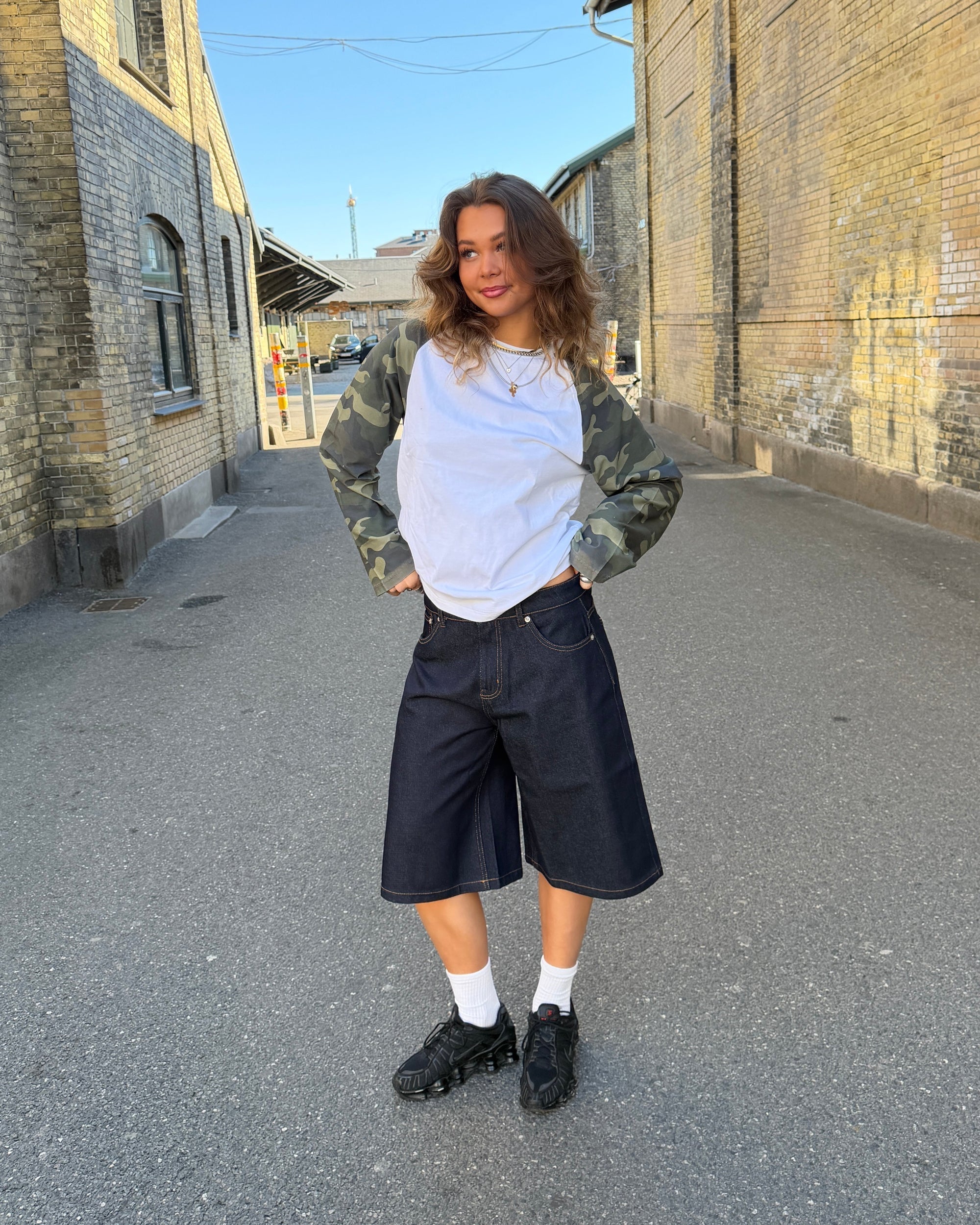 FRIDA JORTS - INDIGO SELVEDGE