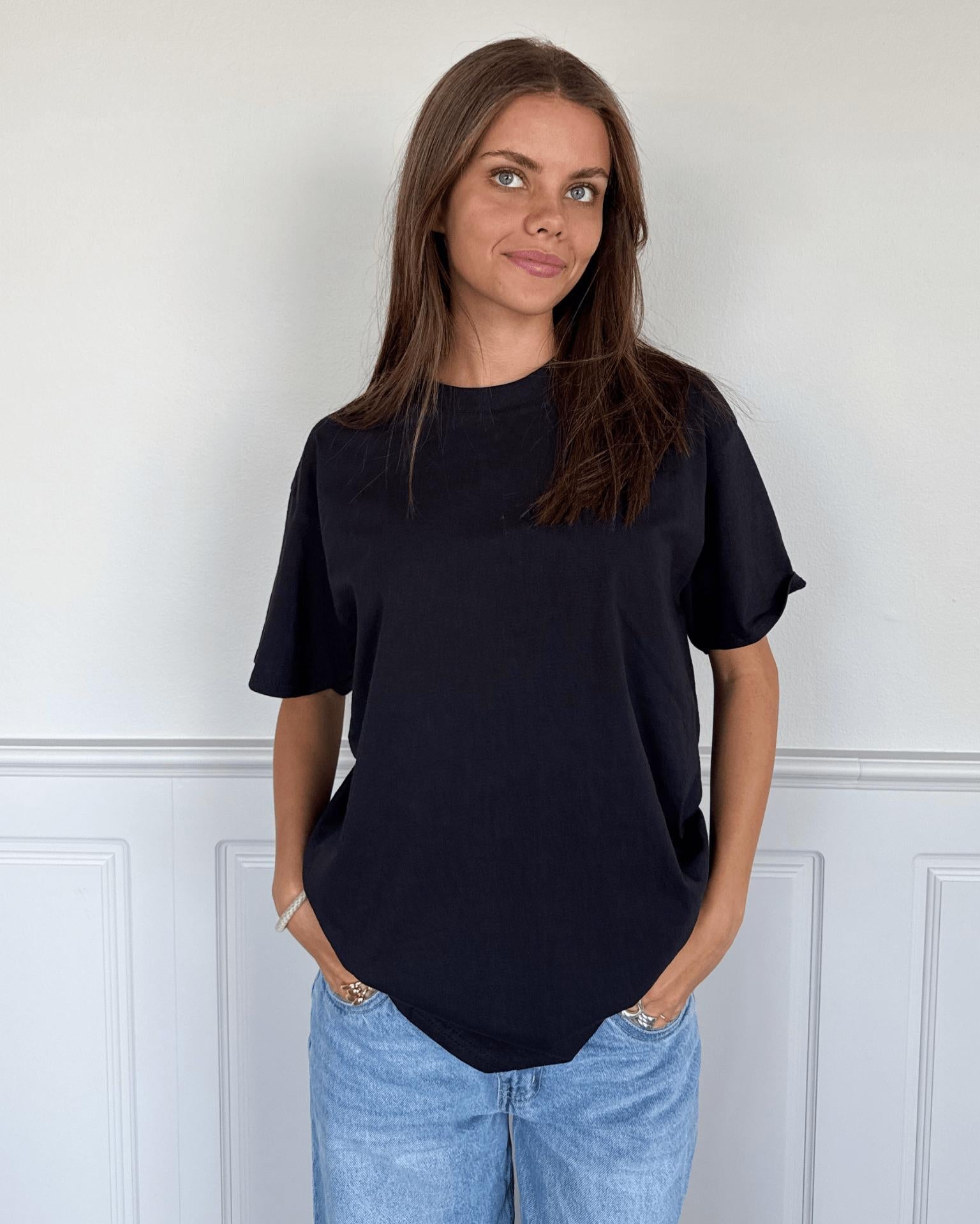FRUIT T-SHIRT - BLACK