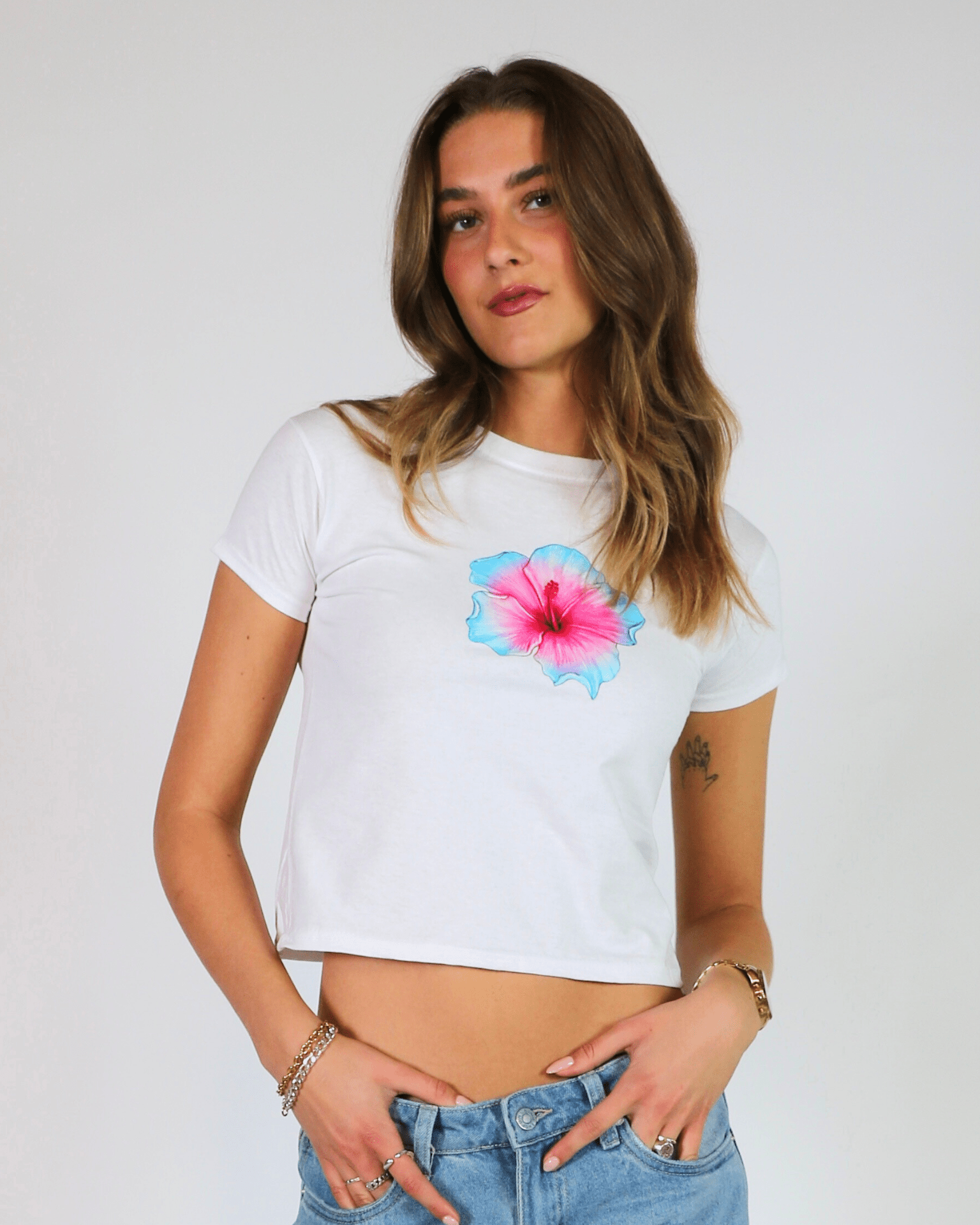 HAWAII (blå) BABY TEE - HVID - Dinvintageshop