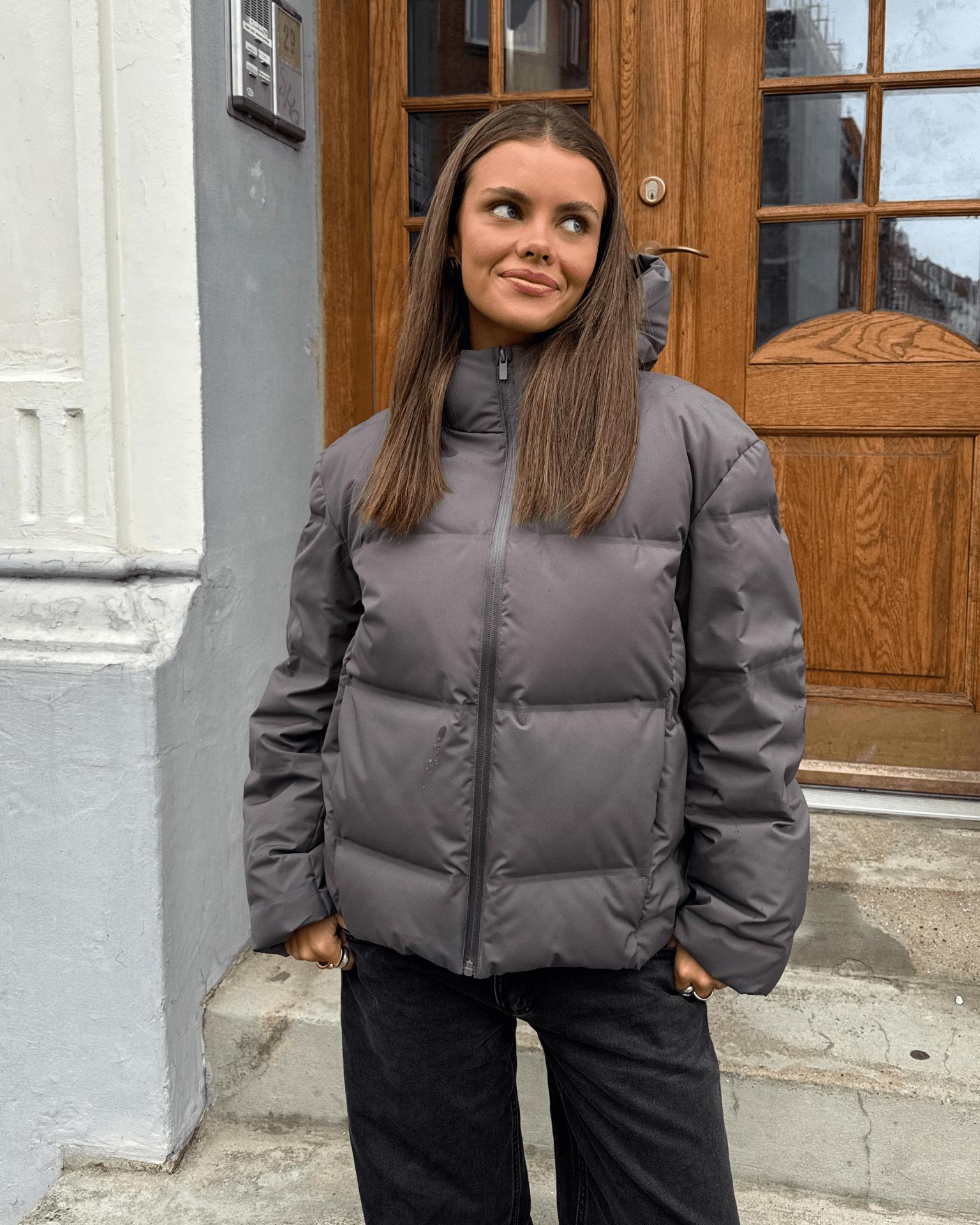 ISA DOWN JACKET - DARK GREY