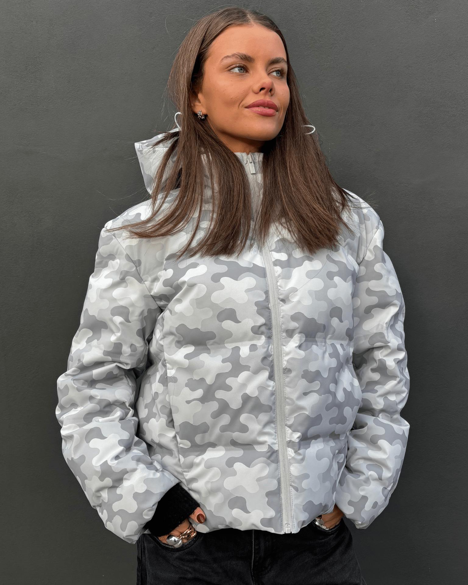 ISA DOWN JACKET - GREY CAMO