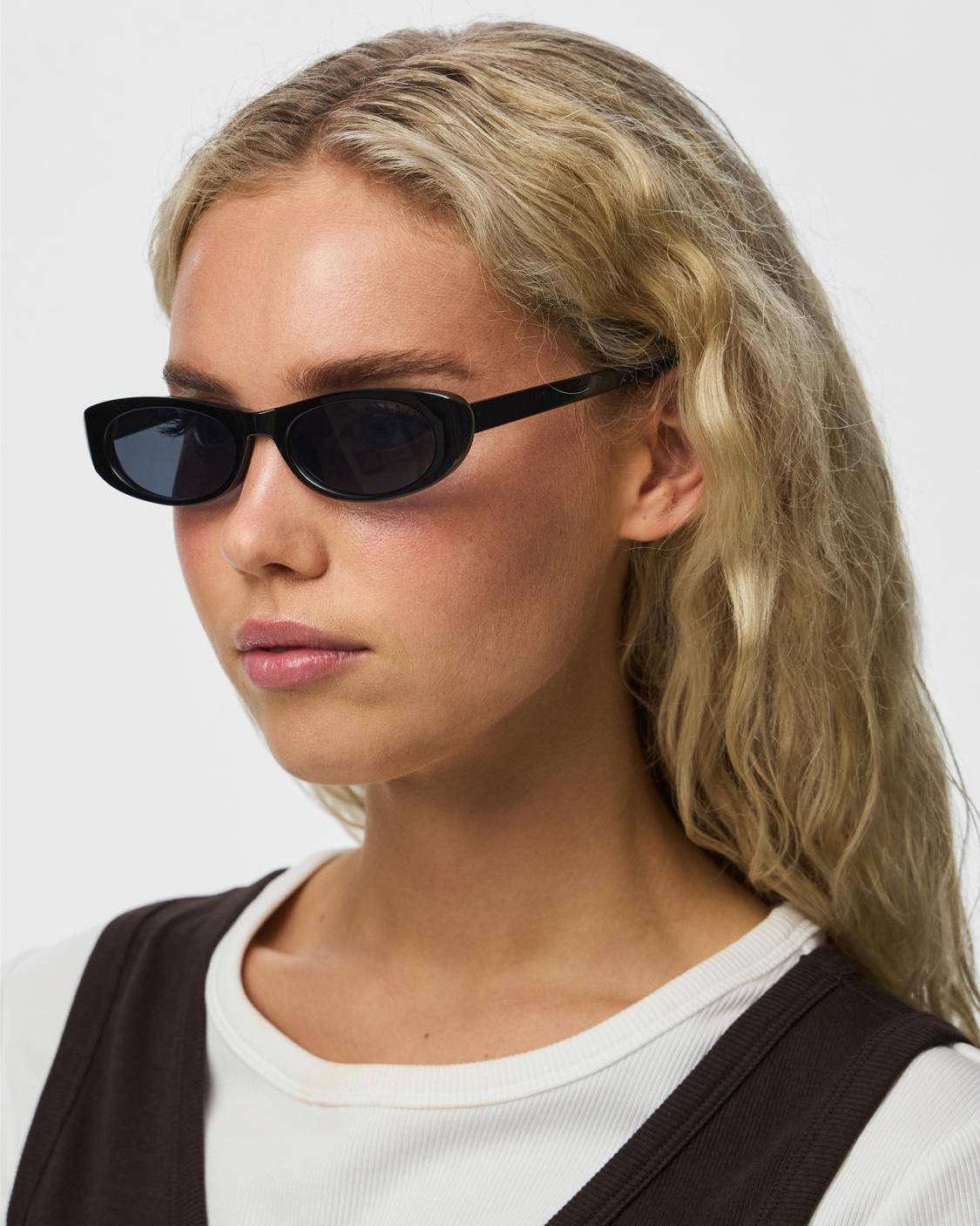 MILANIA SOLBRILLER - BLACK