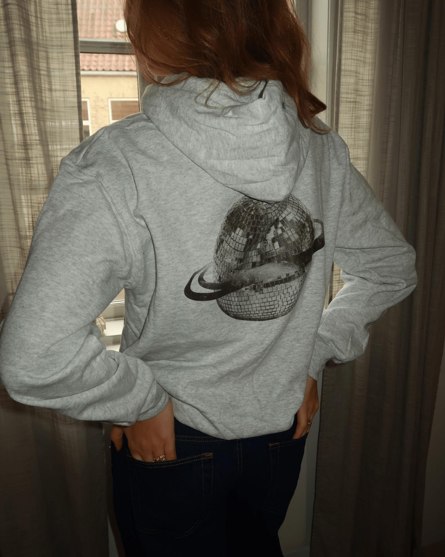 PLANET DISCO (black) HOODIE (rygprint) - GREY