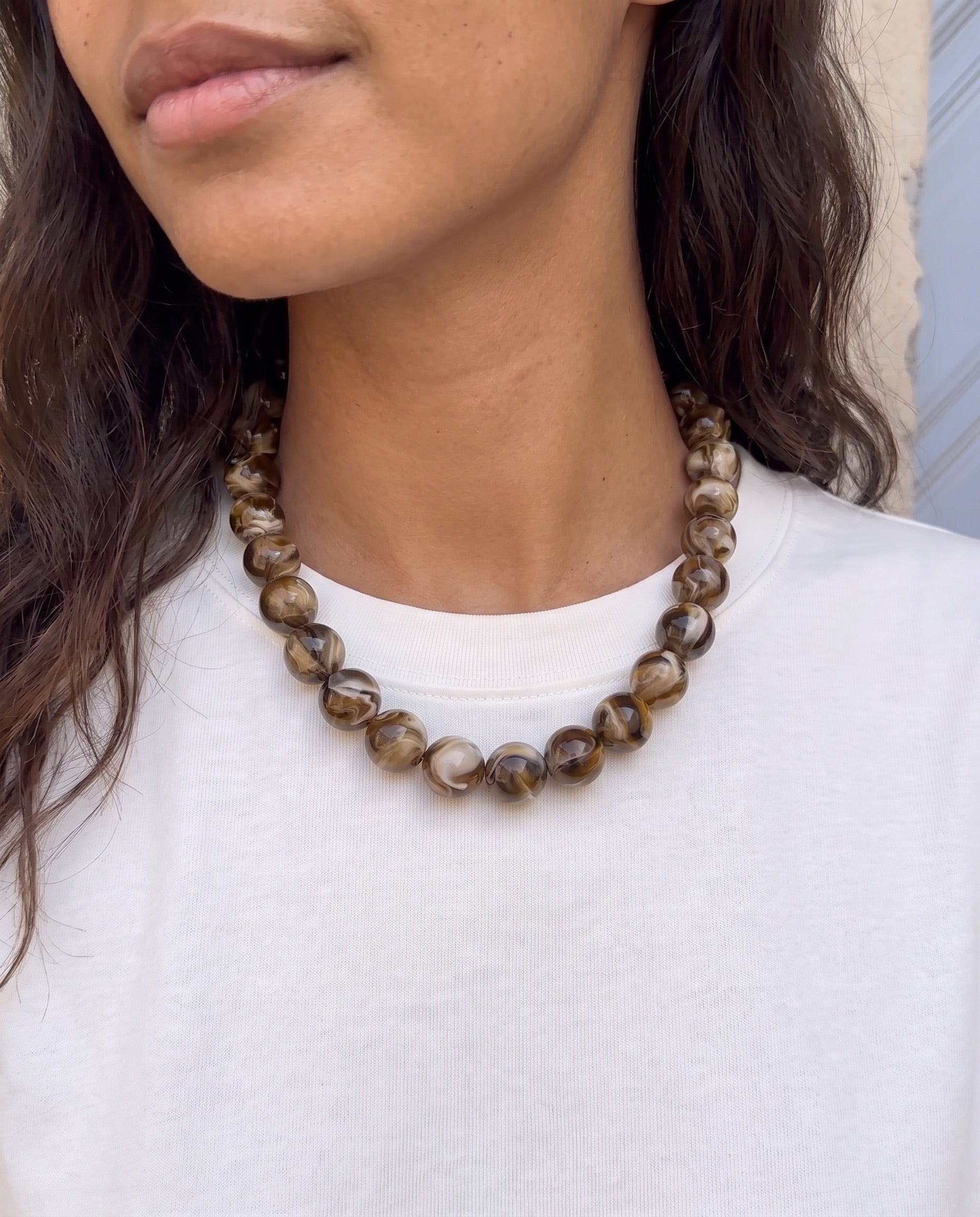 REGITSE HALSKÆDE - BROWN STONE - Dinvintageshop