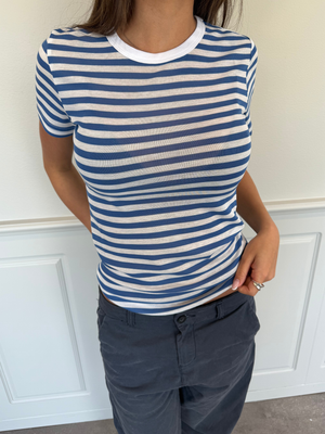 SIDSE KORTÆRMET T-SHIRT - WHITE/BLUE STRIPE