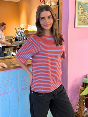 LYKKE STRIPE TEE - BERRY/BLUE