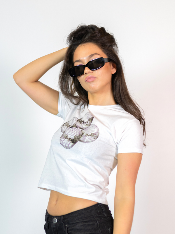 DISCO KUGLE (sort), BABY TEE - HVID – Dinvintageshop