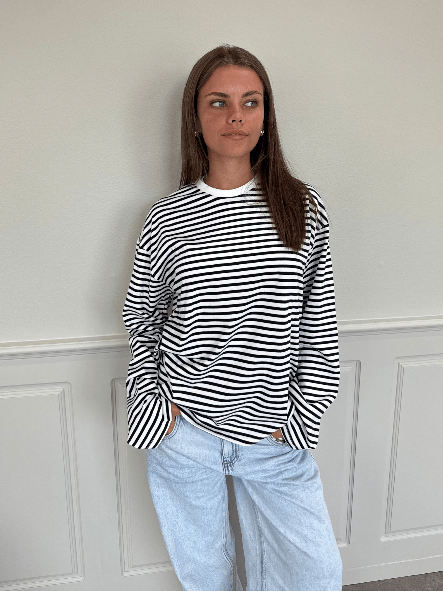 SADIE STRIPE TEE LS - CLOUD DANCER / SCHWARZ