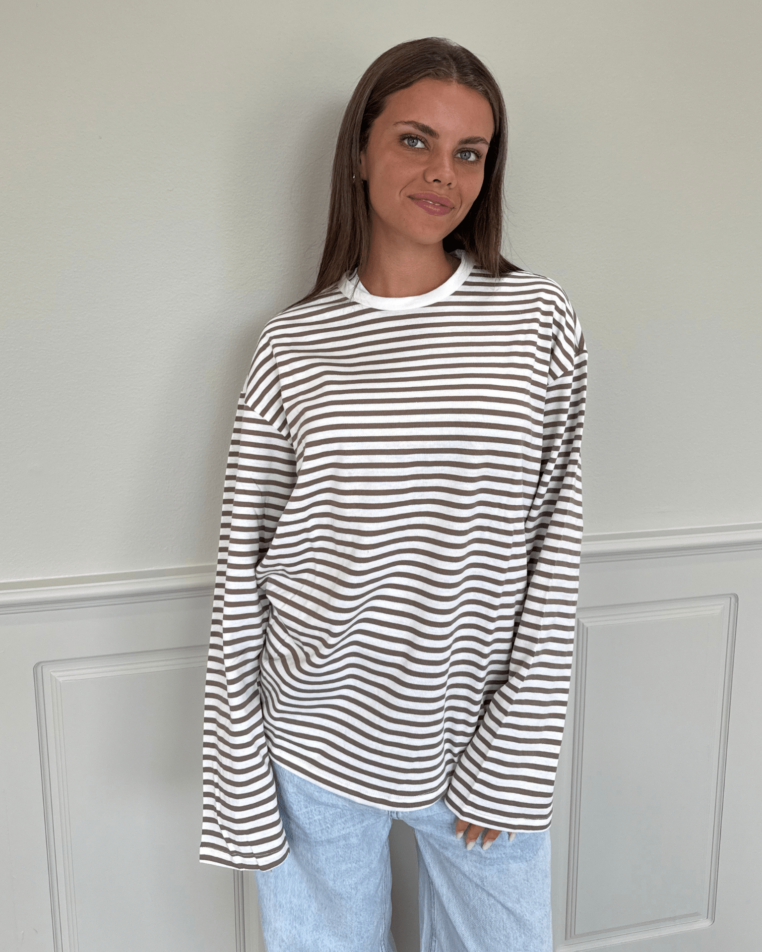 SADIE STRIPE TEE LS - CLOUD DANCER / FOSSIL