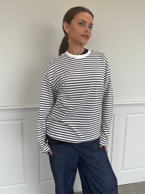 SADIE STRIPE TEE LS - CLOUD DANCER MAGNET