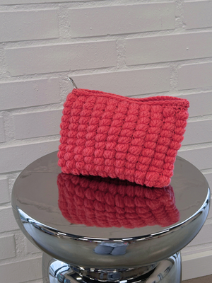 CROCHET CLUTCH - CORAL