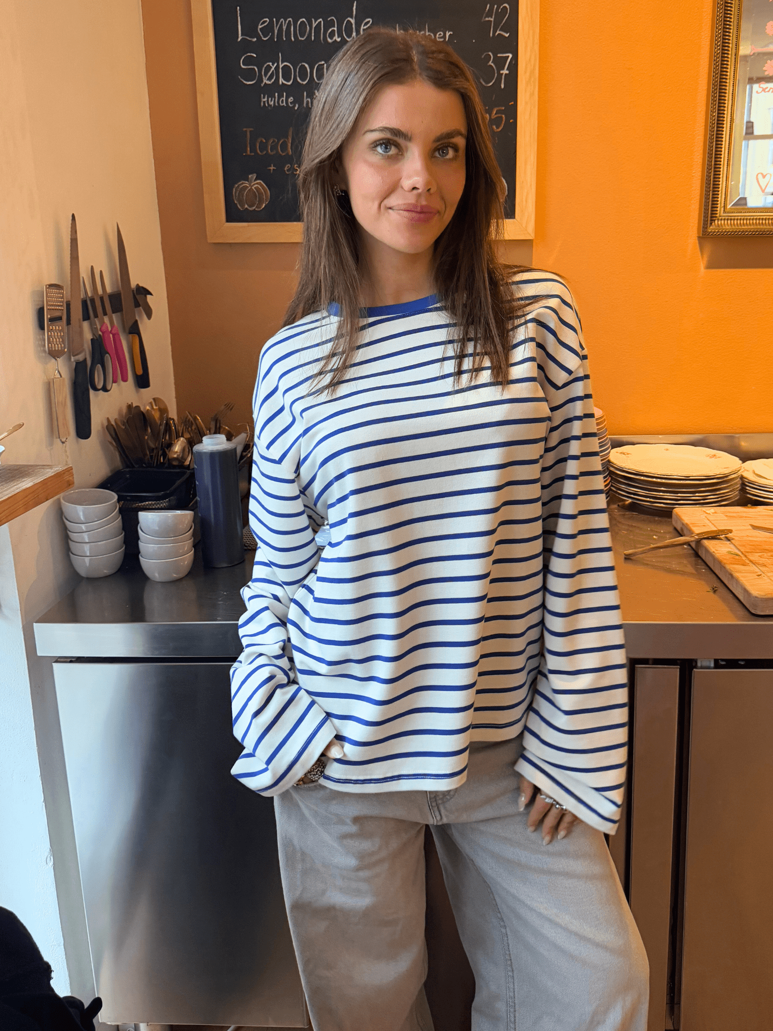 MYNTE STRIPE TEE - WHITE/ROYAL BLUE