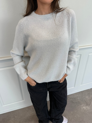 MOLLI KNIT - LIGHT GREY