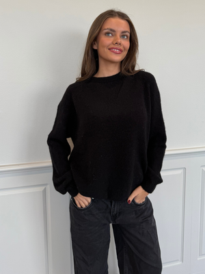 MOLLI KNIT - BLACK