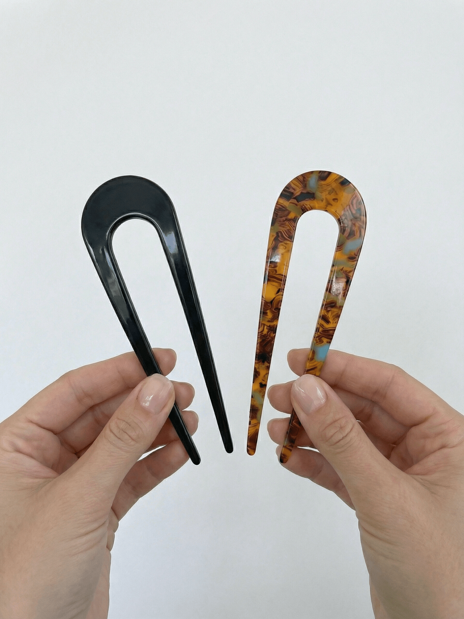 ODALIS Haarnadeln, 2er-Pack – Schwarz & Schildkrötenblau