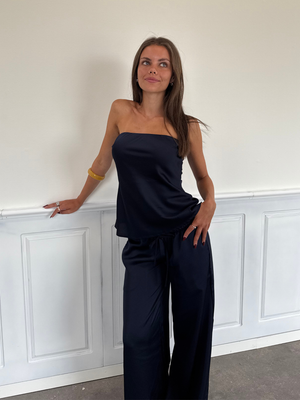 STELLA SATIN BANDEAU TOP - NAVY