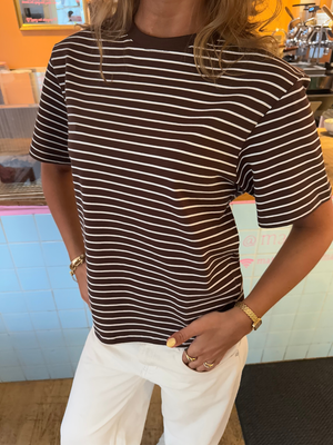 LYKKE STRIPE TEE - BROWN/WHITE