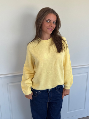 FREJA STRIK - BUTTER YELLOW