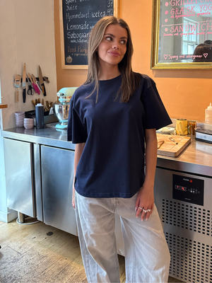 LYKKE TEE - NAVY
