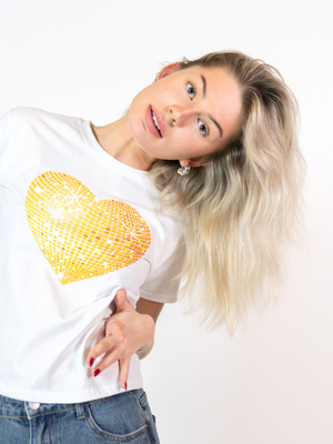 HEART DISCO (GUL) BABY TEE - HVID