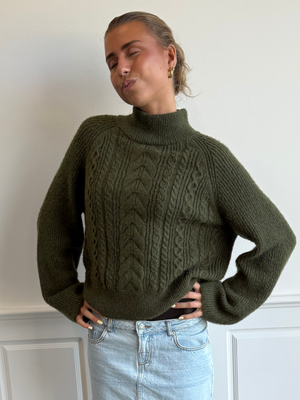 THERESA CABLE KNIT - GREEN
