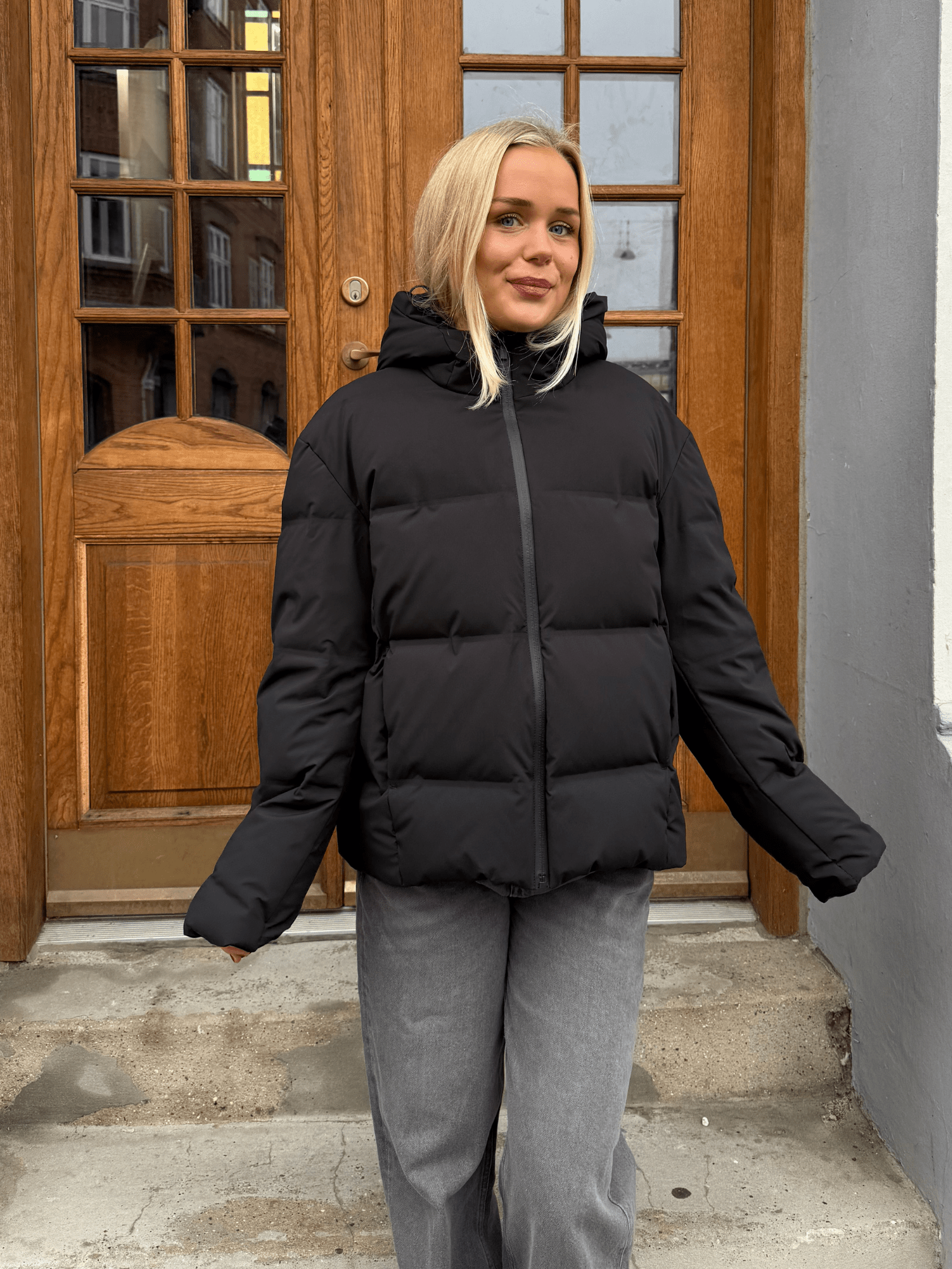 ISA DAUNENJACKE - SCHWARZ