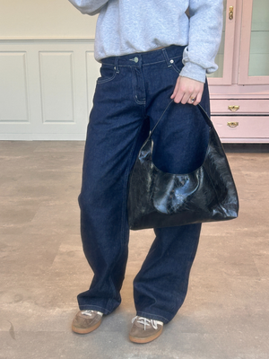 JOYE PATENT HOBO BAG - BLACK