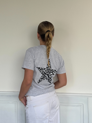 GREY LEOSTAR UNISEX T-SHIRT (rygprint) - GRÅ