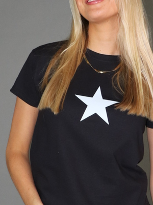 WHITE STAR BABY TEE - SORT